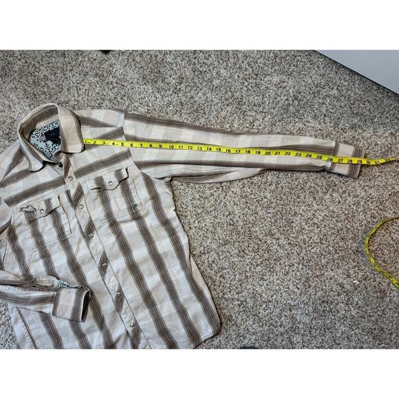 686 Long sleeve, button down, stripedd shirt, size Medium, 100% cotton, - Picture 5 of 11